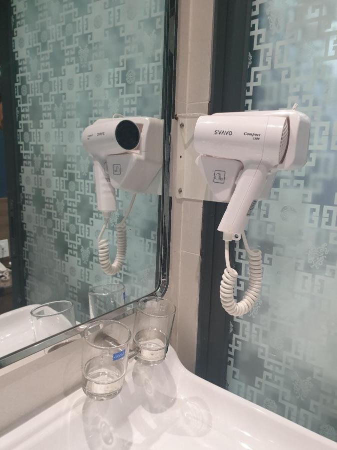 Reddoorz Premium Cloud 9 An Nhon Hotel Ho Chi Minh-byen Eksteriør bilde